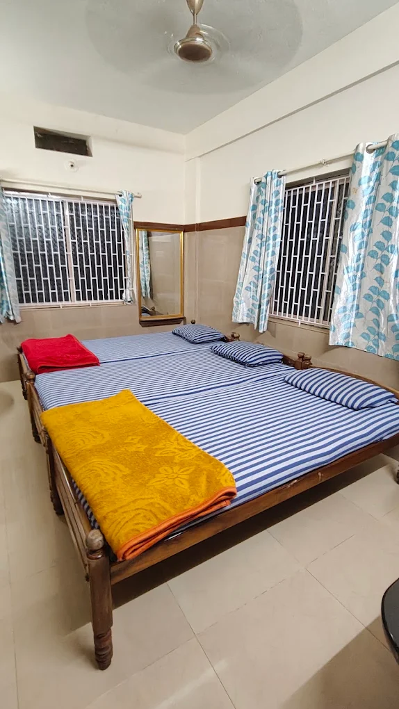Standard room at Vidhathri Tourist Home Kollur
